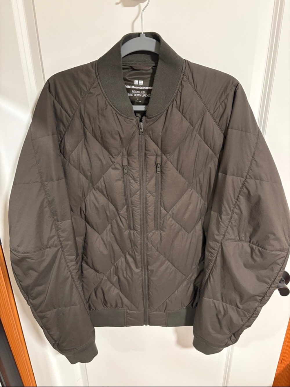Uniqlo Men's Dark Olive White Mountaineering Recycled Down Hybrid Puffer Jacket